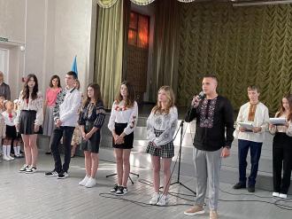 /Files/images/uchnvske_samovryaduvannya/1_veresnya_2023/373567534_765882645548310_7939901266103851412_n.jpg
